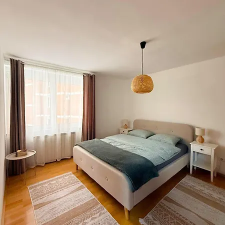 Stylish 2Br Nest Near Bascarsija And Cafes Apartment