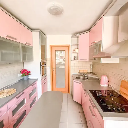 Stylish 2br Nest Near Bascarsija And Cafes Apartment *